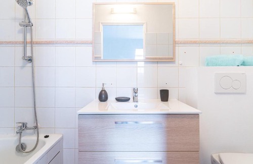 Treguier Apartment | Le Guindy