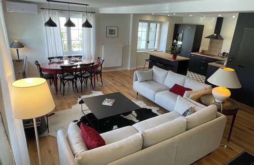 Barr Apartment | Le Hêtre Rouge - Le Geai - 4* furnished apartment with spa, sauna, garden and parking lot