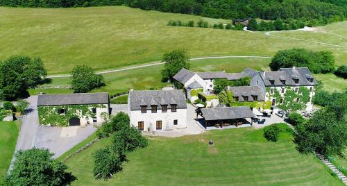 Savigny-les-Beaune Hotel | Le Hameau de Barboron
