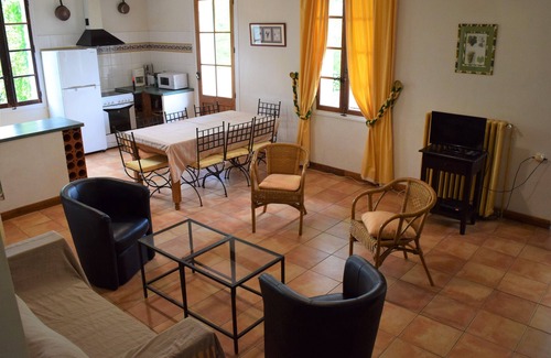 Beziers House | Le Hameau Montplaisir, its 4 houses, 36 beds and 2 large swimming pools!
