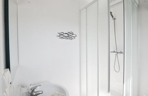 Bernieres-sur-Mer Apartment | Le Haut de la Roseraie - Studio 3p avec vue mer