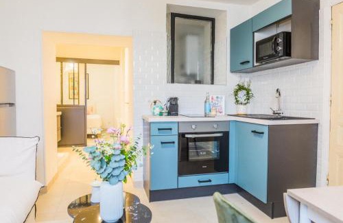 Brive-la-Gaillarde Apartment | Le Herriot Hyper Centre 5min de la Gare à pied