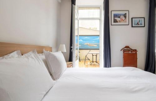 Cherbourg-en-Cotentin Apartment | Le Hublot - Meublé Tourisme Classé 3 étoiles