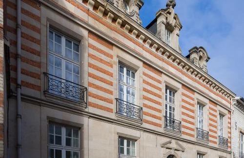 Chalons-en-Champagne Villa | Le Jardin d'Hiver