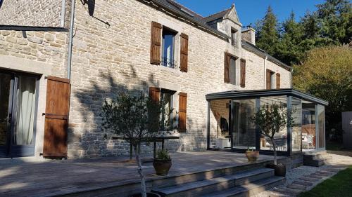 Plumelec House | le jardin des chênes