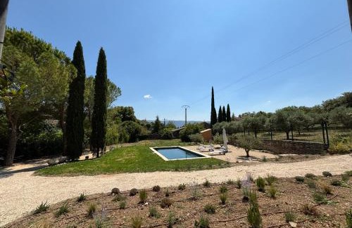 Cabrieres-d'Avignon Villa | Le Jardin des Graminées
