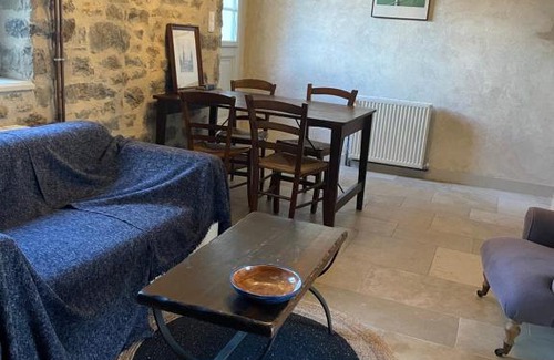 Semur-en-Auxois House | Le jardin du roitelet