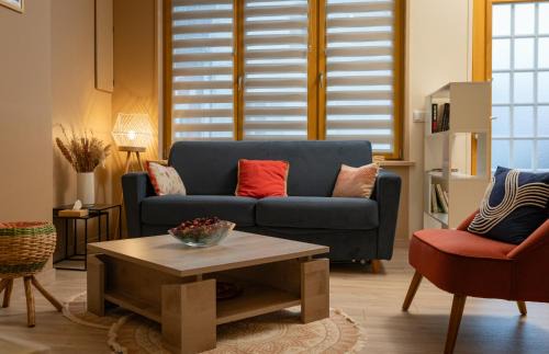 Saint-Omer House | Le Jardin Secret