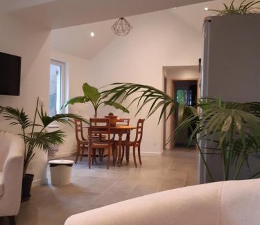 Bouglainval House | Le Jean Moulin