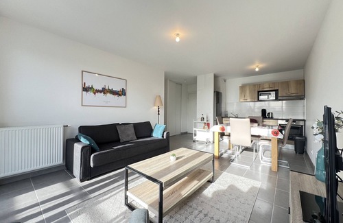 Frouzins Apartment | Le Lamartine 🏕: baignez dans la nature en ville