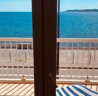 Sainte-Maxime Apartment | Le Latania