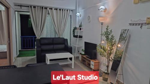 Taman Haji Zainal Apartment | Le'Laut Studio