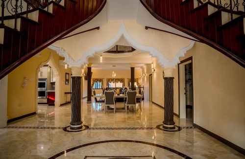 Tower Isle House | Le'Lavion Palace offers incredible stay with airport shuttle/and a private chef