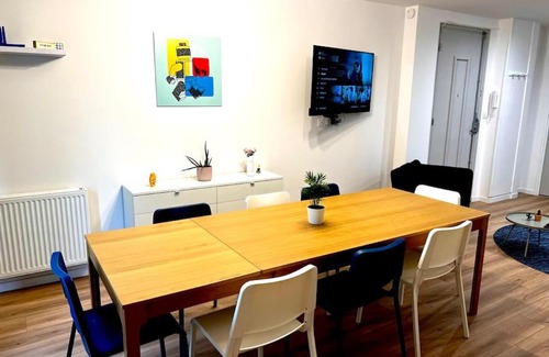Quartier Chorier-Berriat Apartment | Le LEGO, 3 chambres, 8 personnes et parking, centre