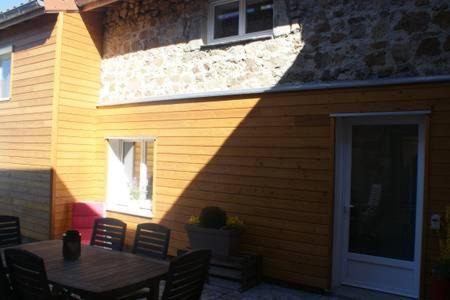 Saint-Pal-De-Mons House | Le Limonadier