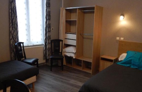Ouroux-en-Morvan Hotel | Le Lion D'or
