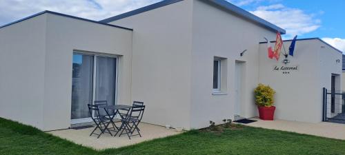 Huppain House | Le Littoral