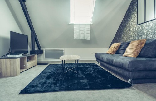 Saint-Pol-sur-Mer Apartment | Le loft superbe studio avec stationnement gratuit