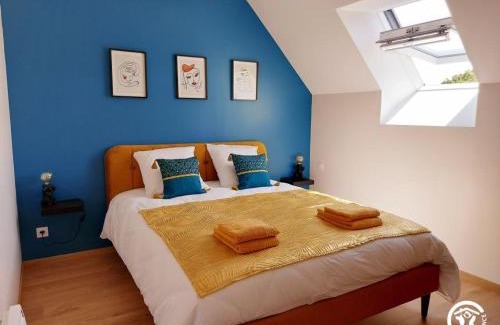 Ambrieres-les-Vallees House | Le Logis des Vallées, 6/7 pers avec piscine et sauna