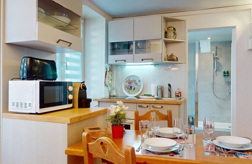 Colmar Centre Ville Apartment | le logis du marechal with access to lounge