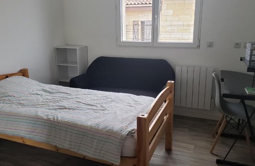 Saint-Andre-de-Cubzac Apartment | Le long du fleuve
