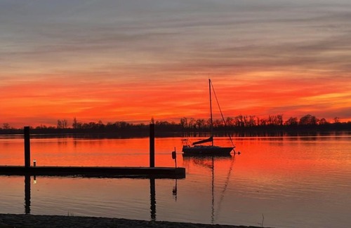 Saint-Andre-de-Cubzac Apartment | Le long du fleuve