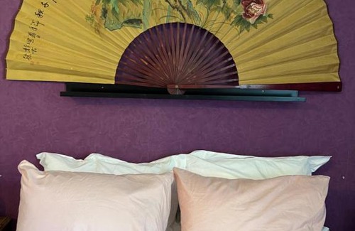 Champagne-et-Fontaine Bed & Breakfast | Le Loriot