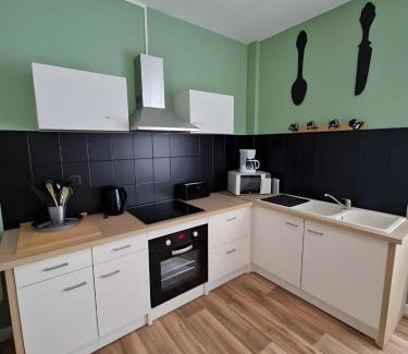 Miroir - Batignolles Apartment | Le Lotus - Centre - 4pers - Rêve au Mans