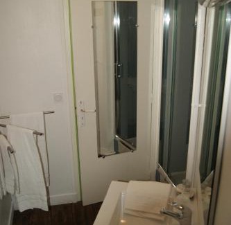 Chateau-Renault Hotel | Le Lurton