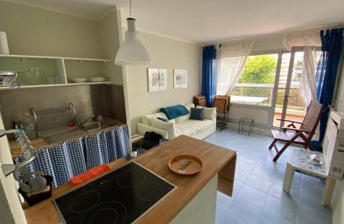 La Celle-sous-Gouzon Apartment | Le lys d'or Piscine Plage Terrasse Wiffi