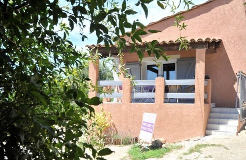 Saint-Privat-de-Champclos House | Le Mûrier - Gîtes "Mas des Lavandes"