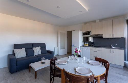 Mayenne Apartment | Le Mancini - Parking et Terrasse