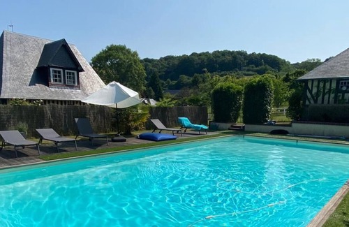 Saint-Hymer House | Le Manoir - 14 beds
