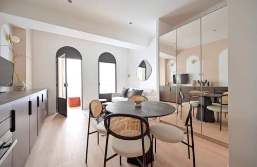 Arsenal Apartment | Le Marais Design Apartment