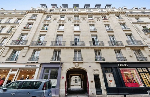 3rd Arrondissement Apartment | LE MARAIS - FRANCS BOURGEOIS 4TH- PARIS CENTER