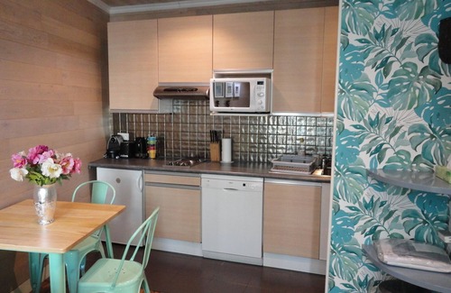 Saint-Gervais Apartment | Le Marais Prestigious Great Apt, Balcony, AIR COND.