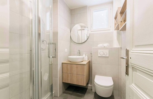 Quartier du Mail Apartment | Le Marais - Rue Montorgueil Area Stylish 1BR Flat