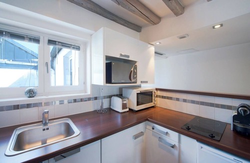 Saint-Gervais Apartment | Le Marais Sicile