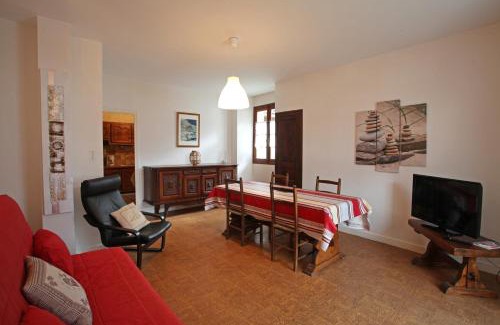 Esquieze-Sere House | le Marboré