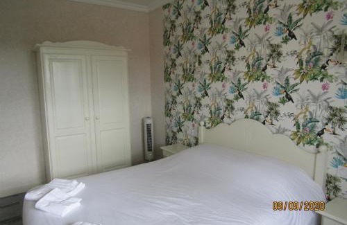 Mareuil-Sur-Lay-Dissais Hotel | Le Mareuillais Hotel-Restaurant