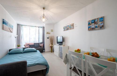 La Petite Motte Apartment | Le Marineland clim Parking Privé Proche Centre Casino et palais des congrès