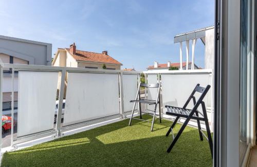 Montaigu Apartment | Le Marnier - Moderne & Central