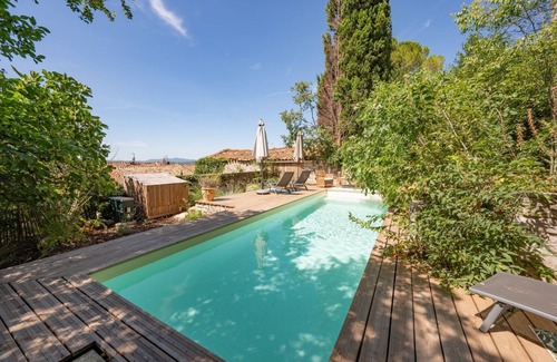 Vezenobres Villa | Le Martinet - Three Bedroom Villa, Sleeps 6