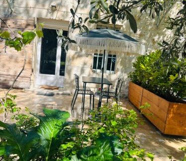 Plan-d'Orgon House | Le Mas d’Aloha