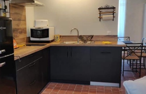 Les Pilles Apartment | Le Mas D'antonine, Gîte Hélène