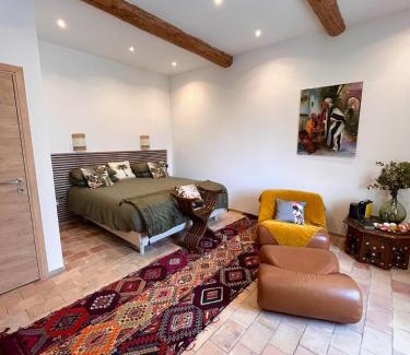 Coudoux House | Le Mas d'Emilienne