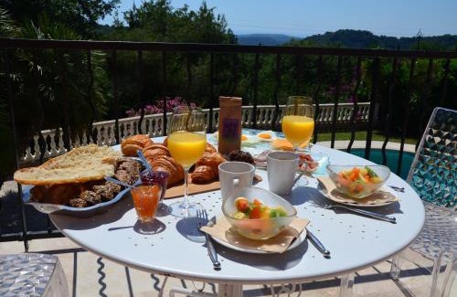 Tourrettes-sur-Loup House | Le Mas de Camassade