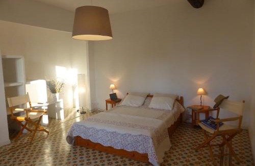 Violes Bed & Breakfast | Le Mas de la Soie