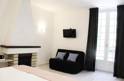 La Colle-sur-Loup Bed & Breakfast | Le Mas Des Alizés