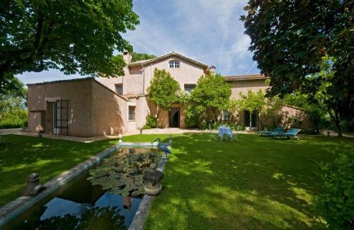 Saint-Paul-de-Vence Bed & Breakfast | Le Mas du Chanoine